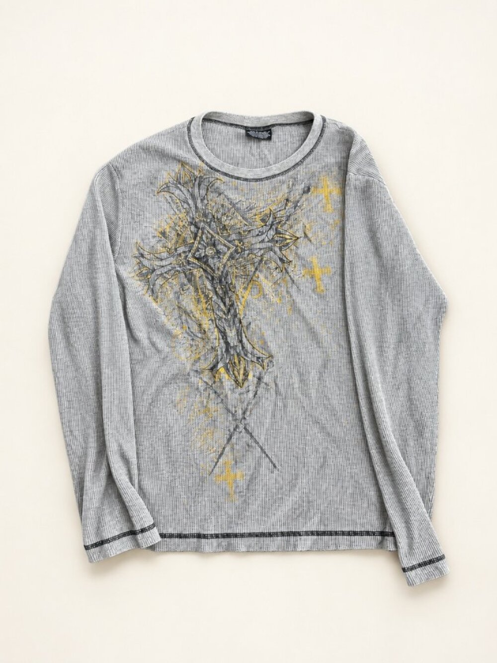No Boundaries Grey Waffle Cross Graphic Thermal L